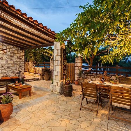 Petalidi Olive Garden Stone House Near The Beach 외부 사진