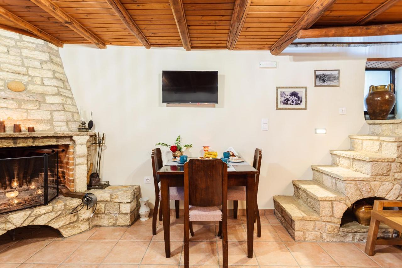 Petalidi Olive Garden Stone House Near The Beach 외부 사진