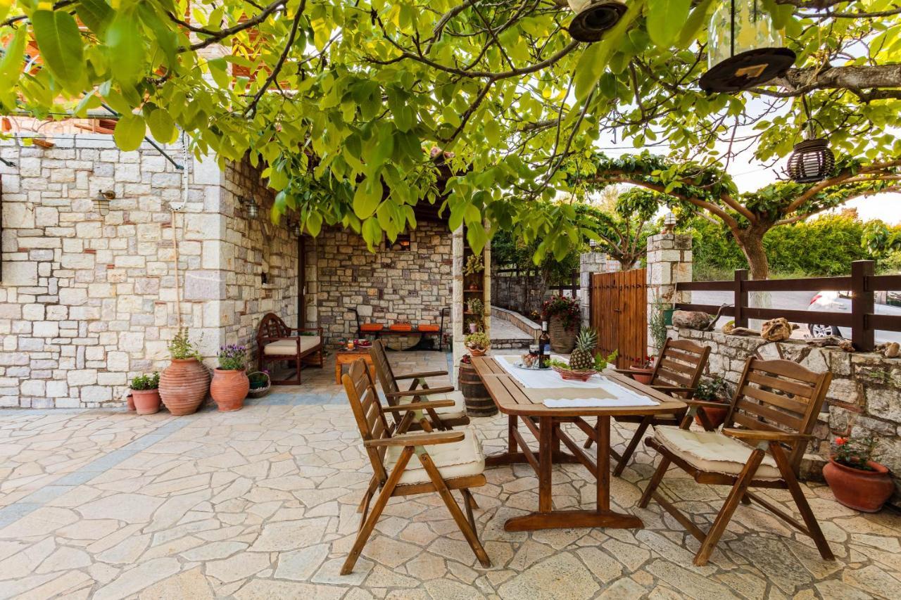 Petalidi Olive Garden Stone House Near The Beach 외부 사진