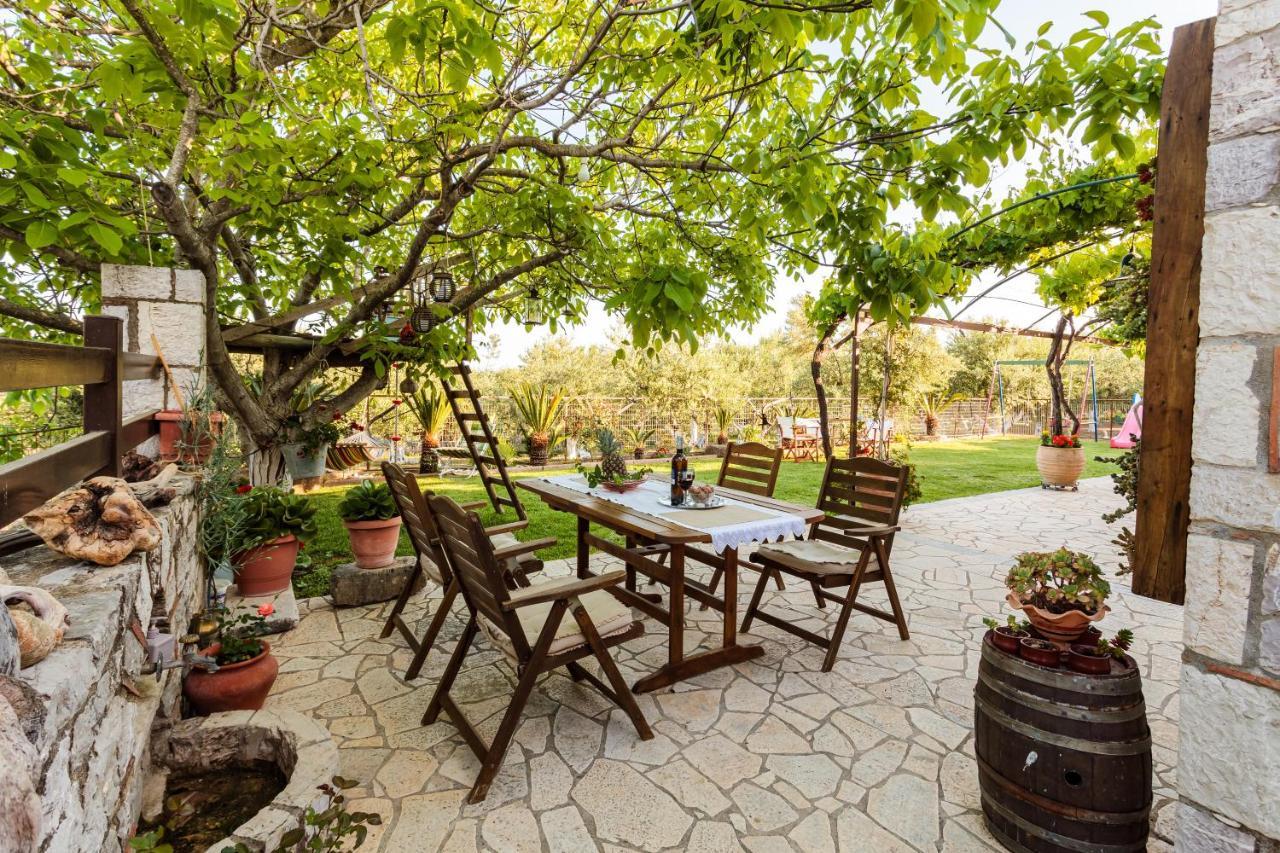 Petalidi Olive Garden Stone House Near The Beach 외부 사진