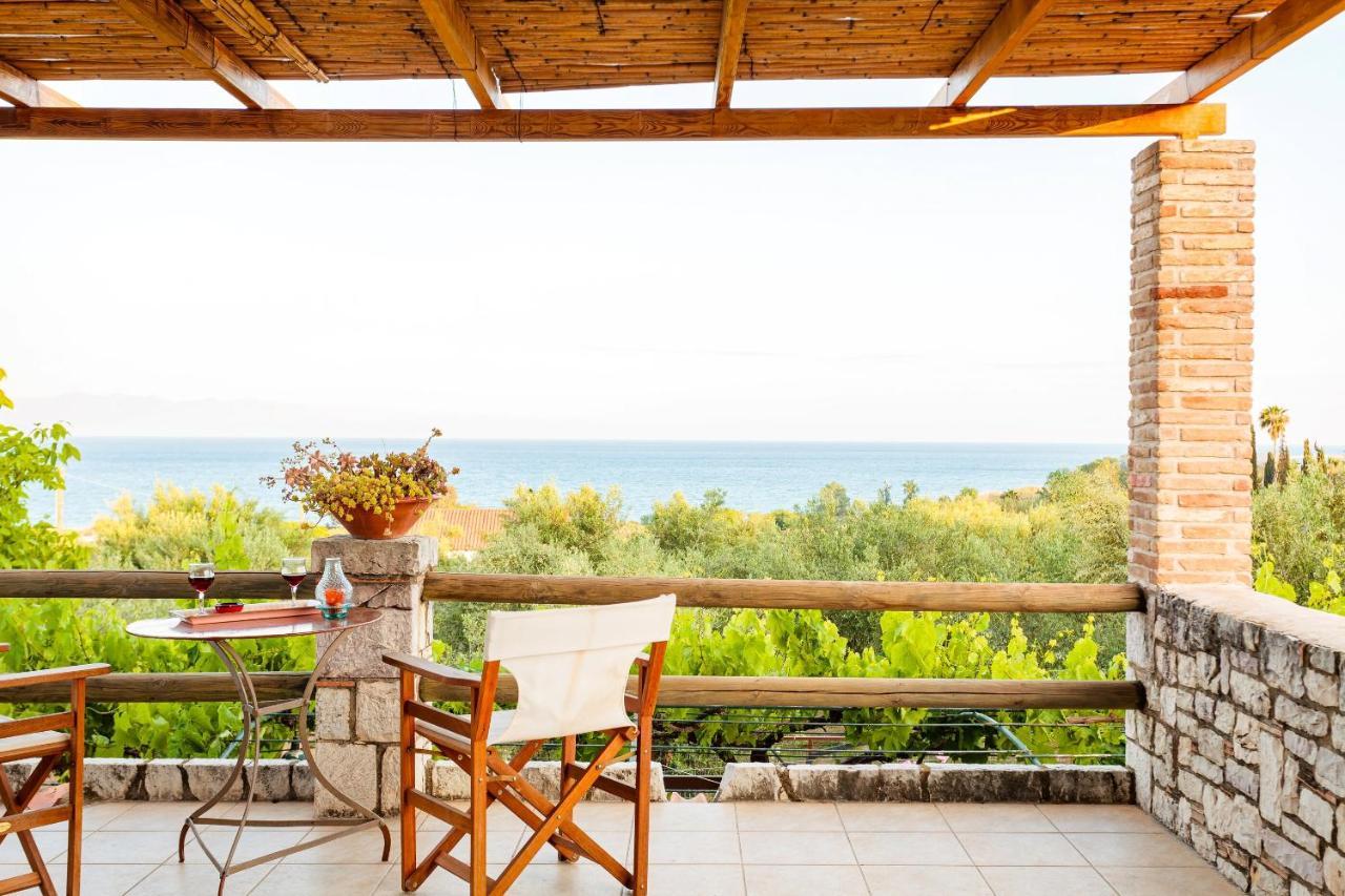 Petalidi Olive Garden Stone House Near The Beach 외부 사진