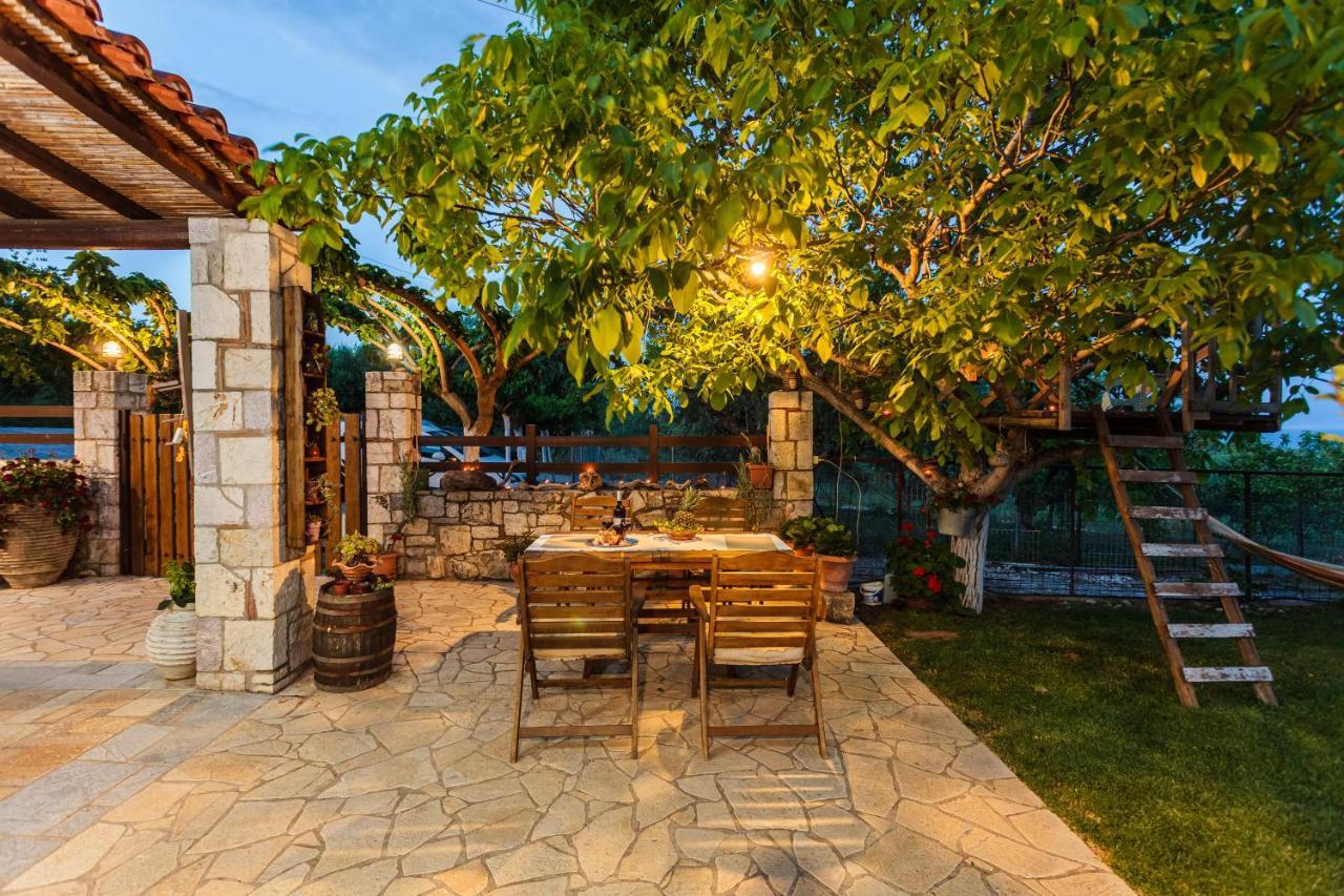 Petalidi Olive Garden Stone House Near The Beach 외부 사진