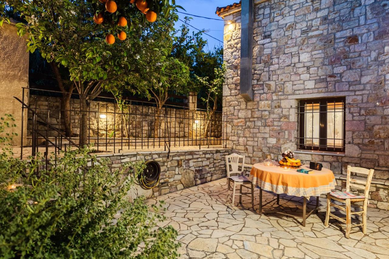 Petalidi Olive Garden Stone House Near The Beach 외부 사진