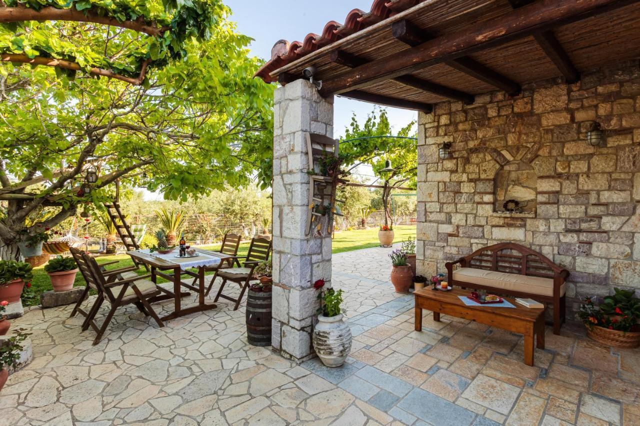 Petalidi Olive Garden Stone House Near The Beach 외부 사진